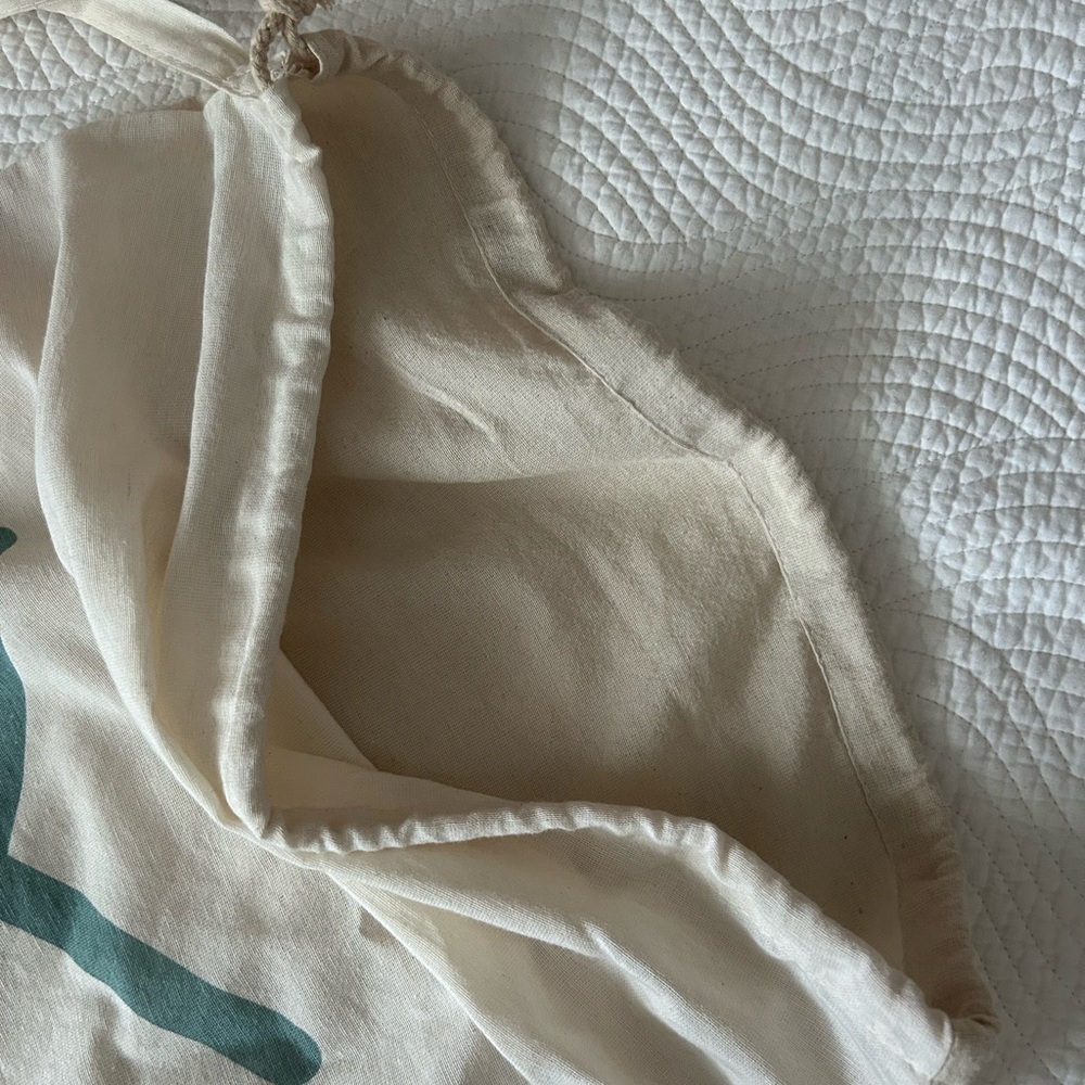 Aloft • Canvas/Linen Laundry Bag - Picture 3 of 3